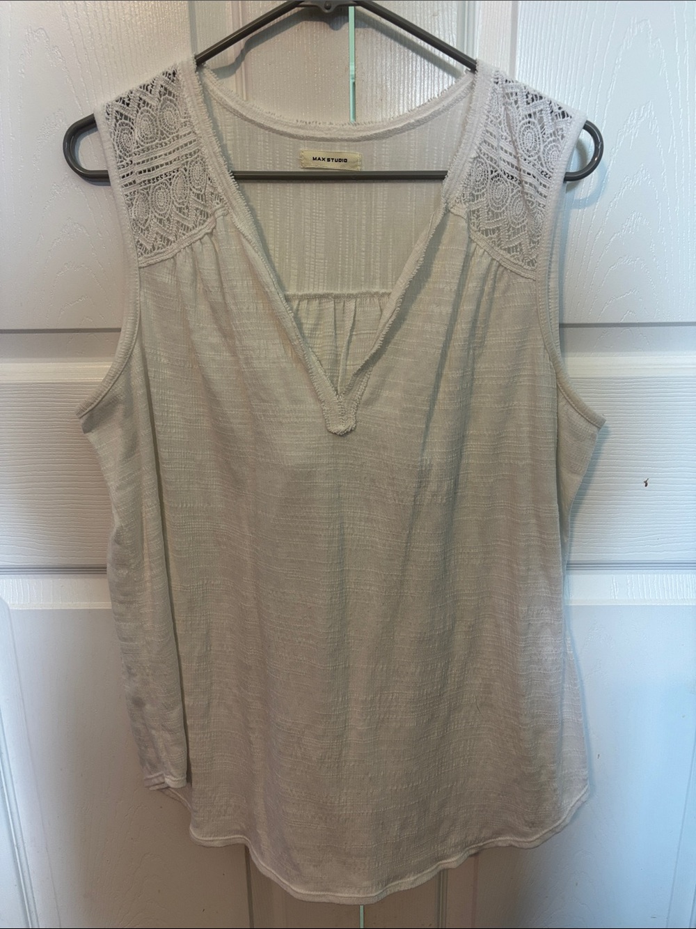 Max Studio Cream Lace-Trim V-Neck Sleeveless Top
